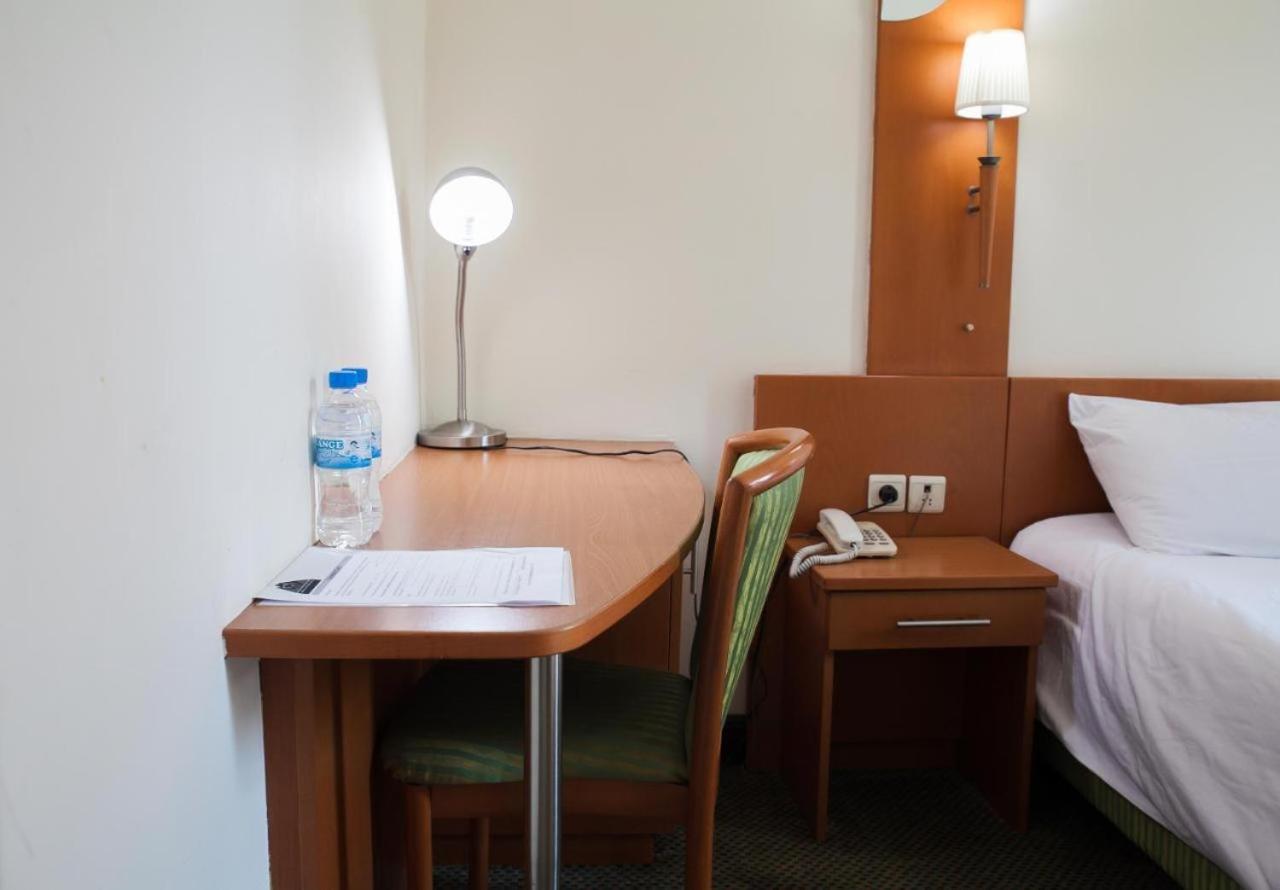 Gorillas Volcanoes Hotel Рухенгери Екстериор снимка