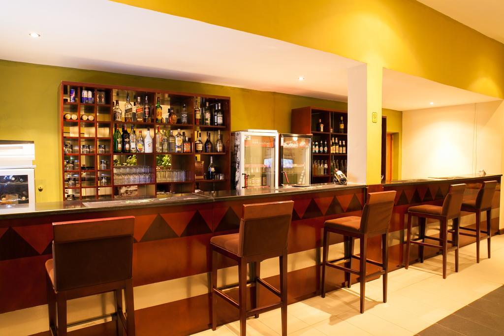 Gorillas Volcanoes Hotel Рухенгери Екстериор снимка