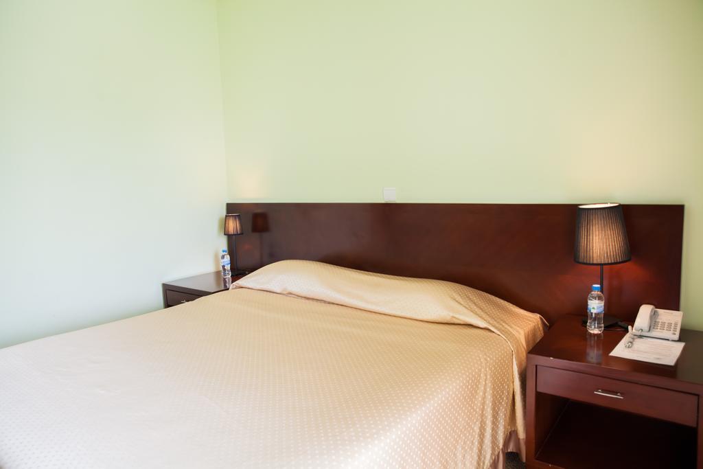 Gorillas Volcanoes Hotel Рухенгери Стая снимка