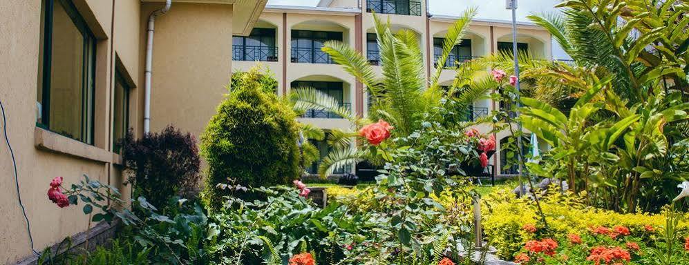 Gorillas Volcanoes Hotel Рухенгери Екстериор снимка